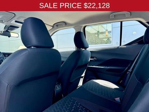 New 2024 Nissan Kicks SV image 19