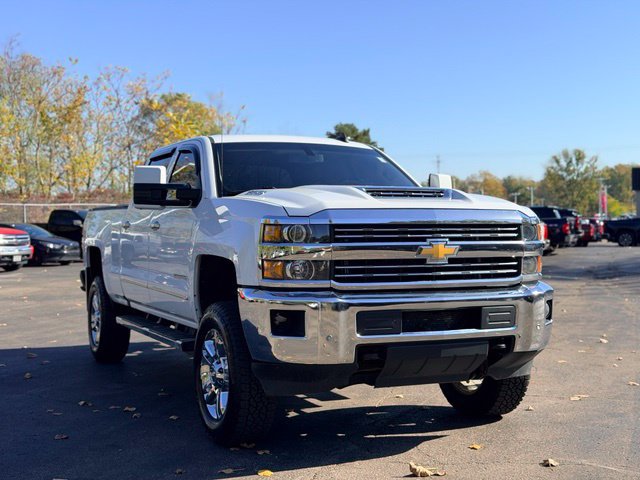 Used 2019 Chevrolet Silverado 2500 LTZ w/ Duramax Plus Package AWD/4WD image 4