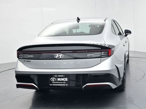 Used 2025 Hyundai Sonata SEL FWD image 7