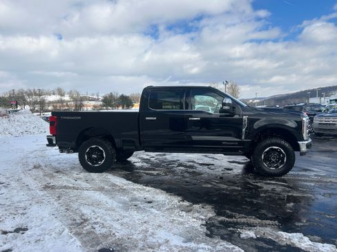 New 2026 Ford F250 King Ranch w/ Tremor Off-Road Package AWD/4WD image 13