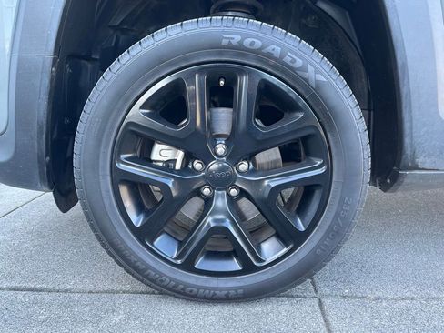 Used 2022 Jeep Renegade Altitude w/ Convenience Group image 9