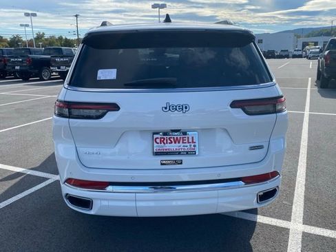 New 2025 Jeep Grand Cherokee L Overland w/ Trailer Tow Package AWD/4WD image 5