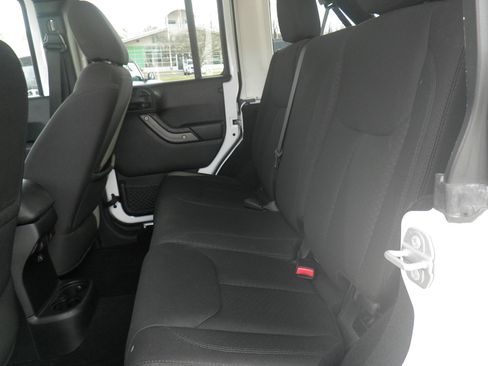 Used 2017 Jeep Wrangler Unlimited Sport w/ Quick Order Package 23S image 15