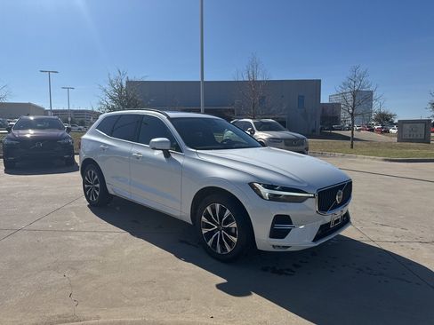 Certified 2023 Volvo XC60 B5 Core image 3