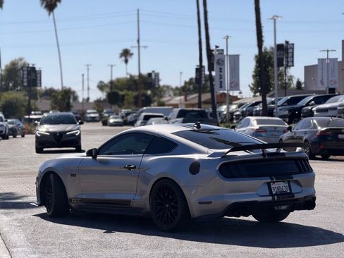Used 2020 Ford Mustang GT Premium w/ GT Performance Package RWD image 2