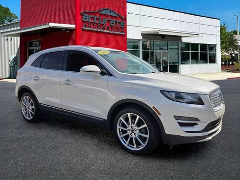 Used 2019 Lincoln MKC Reserve w/ MKC Technology Package FWD image 7