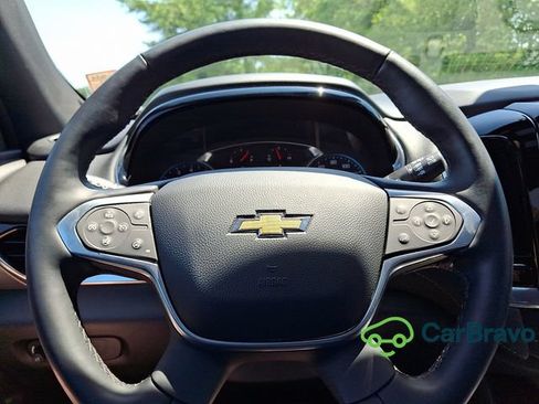 Certified 2023 Chevrolet Traverse LT w/ LT Premium Package AWD/4WD image 21