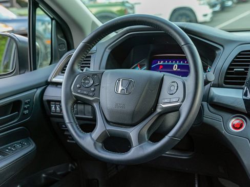 Used 2023 Honda Odyssey EX-L image 43