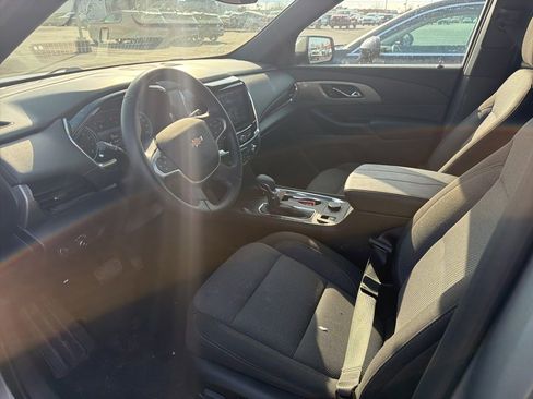 Used 2023 Chevrolet Traverse LT w/ LPO, Floor Liner Package image 9