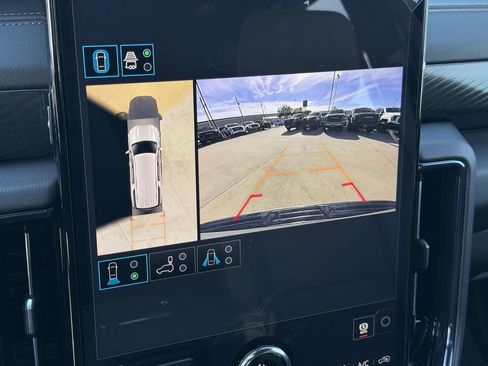 New 2026 GMC Yukon XL AT4 w/ AT4 Premium Package image 16