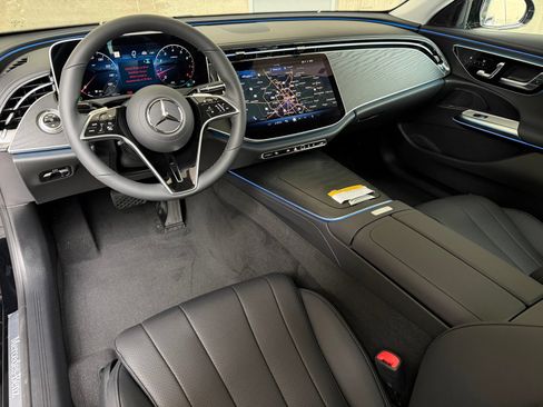 Used 2026 Mercedes-Benz E 350 Sedan image 7