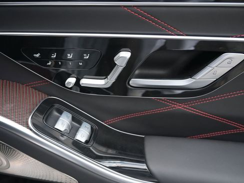 Used 2024 Mercedes-Benz S 63 AMG S w/ Rear Seat Package image 36