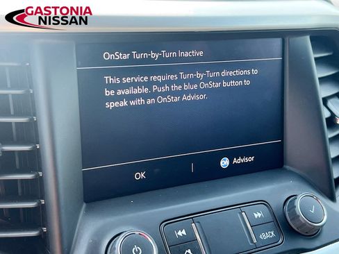 Used 2023 GMC Acadia SLE w/ Driver Convenience Package AWD/4WD image 17