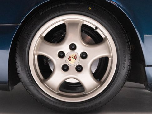 Used 1993 Porsche 911 Carrera RWD image 32