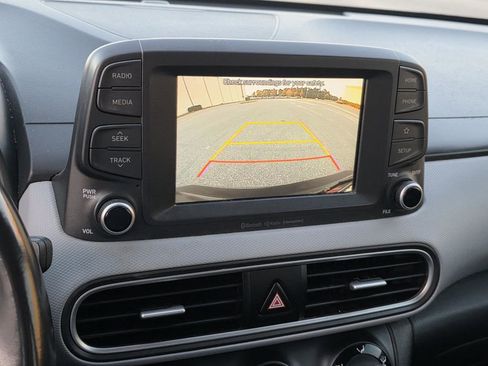 Used 2019 Hyundai Kona SEL image 12