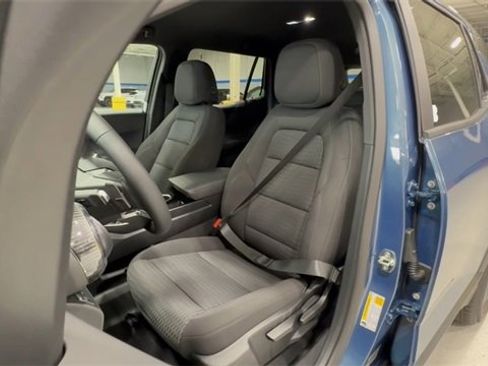 New 2026 Chevrolet Equinox LT image 12