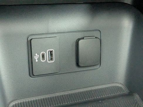 New 2026 Ford Explorer ST-Line w/ ST-Line Street Pack image 29