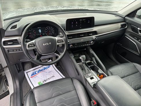 Used 2022 Kia Telluride SX w/ SX Prestige Package image 26