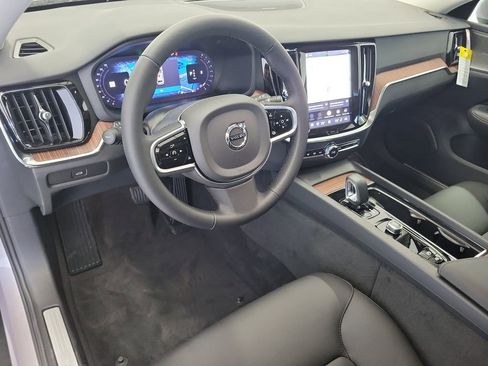 New 2026 Volvo V60 B5 Cross Country Plus w/ Protection Package Premier image 20