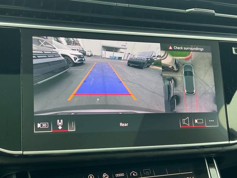 Used 2023 Audi Q7 Premium Plus w/ Premium Plus Package image 21