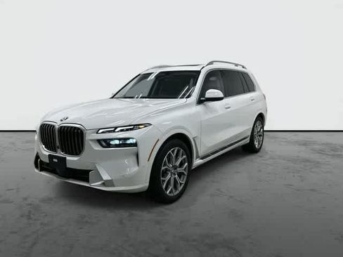 Used 2026 BMW X7 xDrive40i AWD/4WD image 7