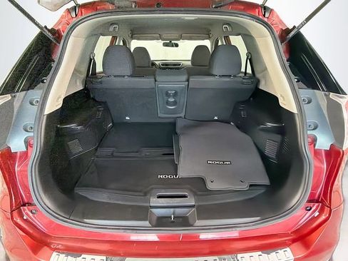 Used 2016 Nissan Rogue S image 24
