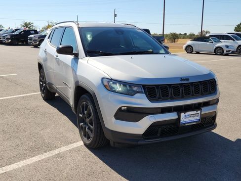 New 2026 Jeep Compass Latitude w/ Quick Order Package 29K image 6