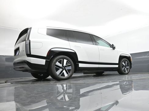 New 2026 Hyundai Ioniq 9 SEL image 45