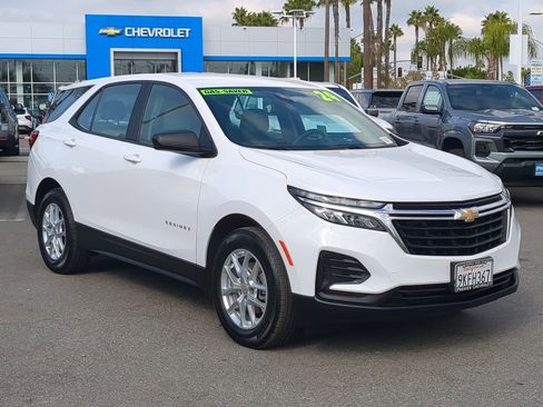 Certified 2024 Chevrolet Equinox LS image 2