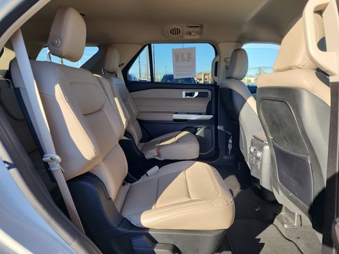 Certified 2020 Ford Explorer XLT w/ Equipment Group 202A image 16