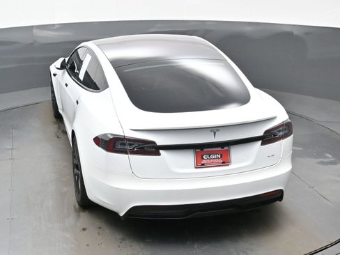 Used 2021 Tesla Model S Plaid image 37
