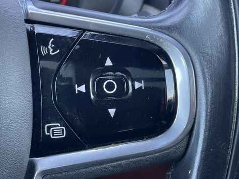 Used 2018 Volvo XC60 T5 Inscription w/ Convenience Package AWD/4WD image 23