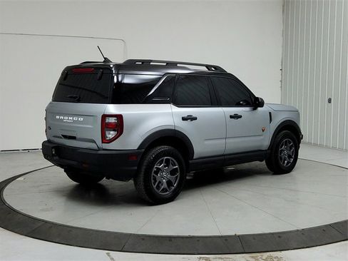 Used 2023 Ford Bronco Sport Badlands image 7