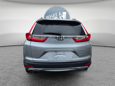 Used 2018 Honda CR-V Touring image 5