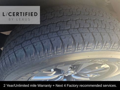 Used 2023 Lexus GX 460 Premium w/ Premium Package image 6