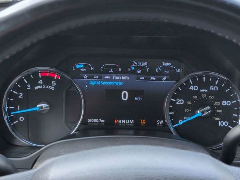 Used 2021 Ford F250 Platinum w/ FX4 Off-Road Package image 17