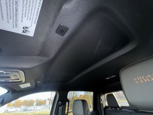 Used 2024 Chevrolet Silverado 1500 High Country w/ Technology Package image 22