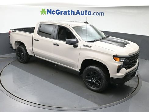 New 2026 Chevrolet Silverado 1500 Custom Trail Boss w/ Dark Appearance Package image 3