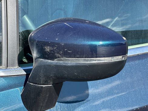 Used 2023 Chrysler Pacifica Touring-L FWD image 50