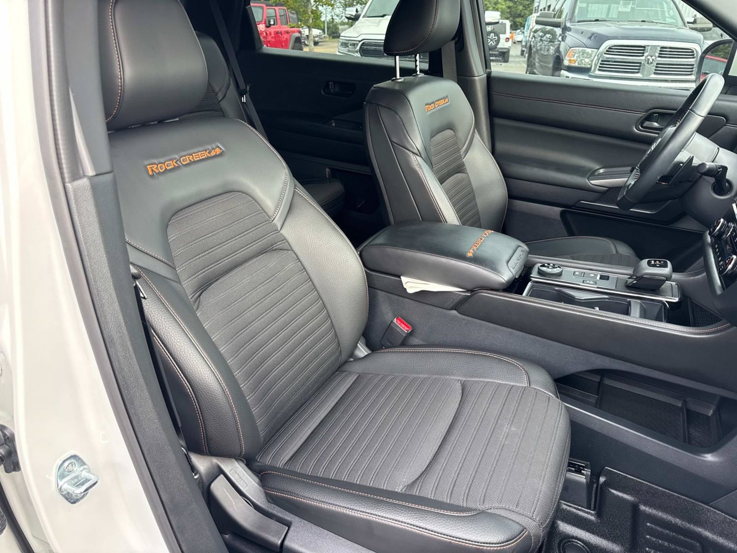 Used 2024 Nissan Pathfinder Rock Creek AWD/4WD image 27