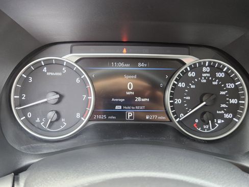 Certified 2023 Nissan Sentra SV image 35