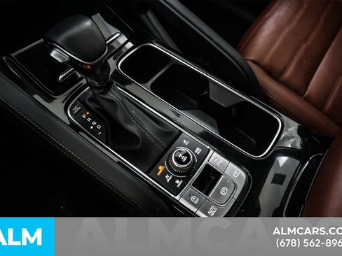 Used 2023 Kia Telluride SX Prestige AWD/4WD image 39