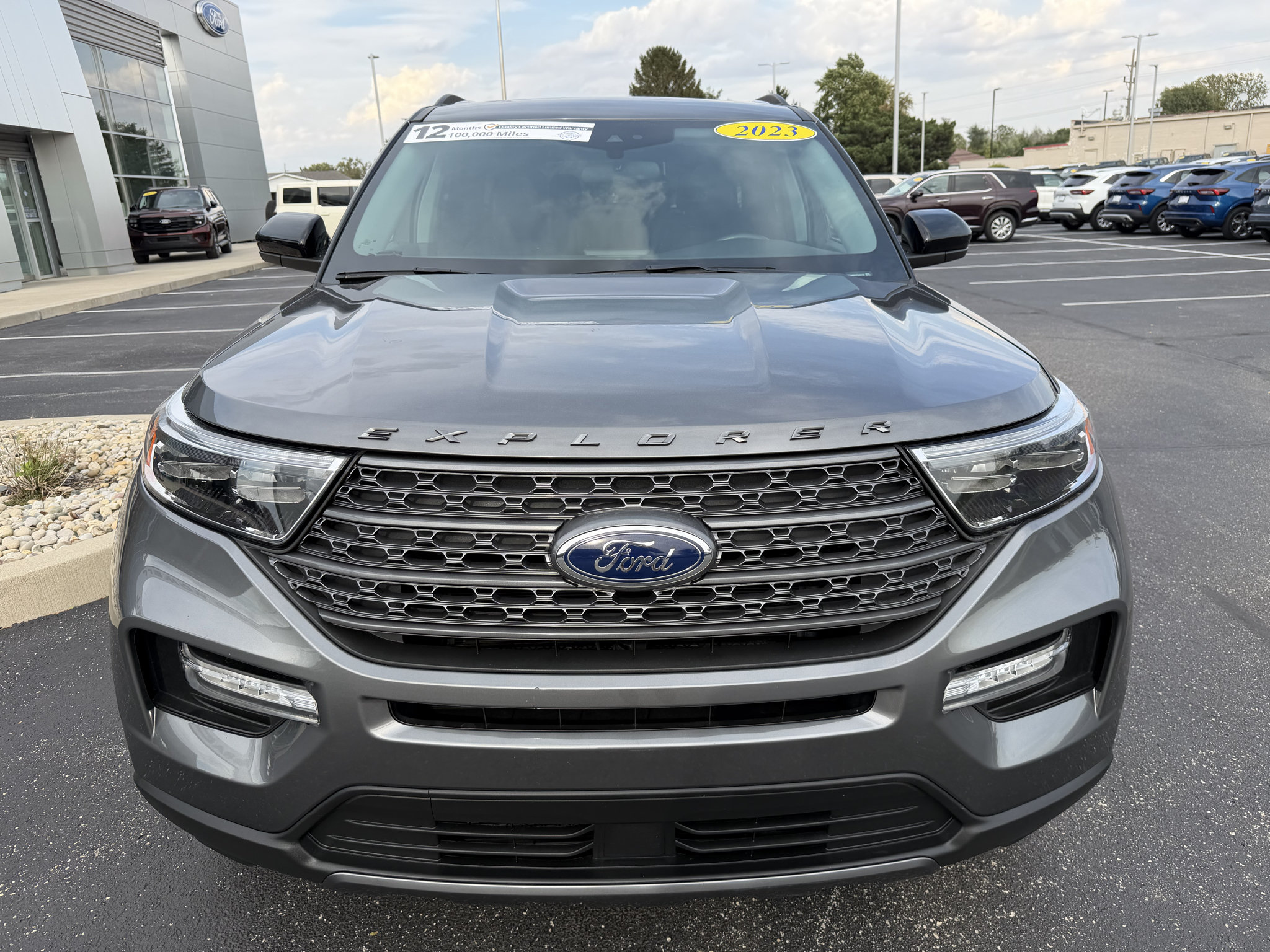 Used 2023 Ford Explorer XLT w/ Equipment Group 202A AWD/4WD image 3