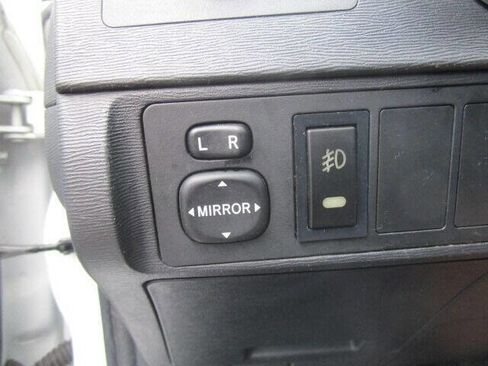 Used 2010 Scion tC image 9