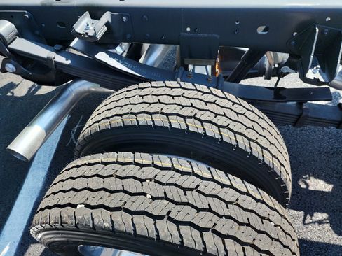 New 2026 RAM 5500 4x4 Crew Cab image 32