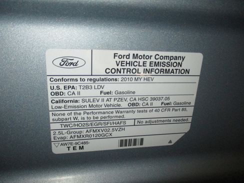 Used 2010 Ford Fusion Hybrid FWD image 30