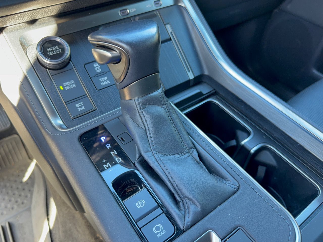 Used 2024 Lexus GX 550 w/ Accessory Package (2T) AWD/4WD image 21
