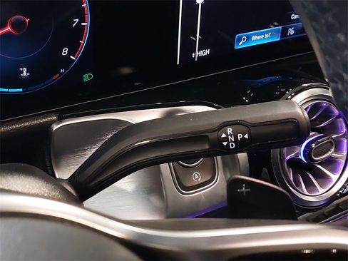 Used 2022 Mercedes-Benz GLB 250 GLB 250 image 21