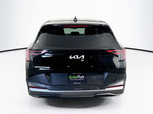 Used 2026 Kia Sportage LX FWD image 7