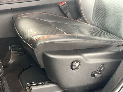 Used 2025 Dodge Durango GT image 19